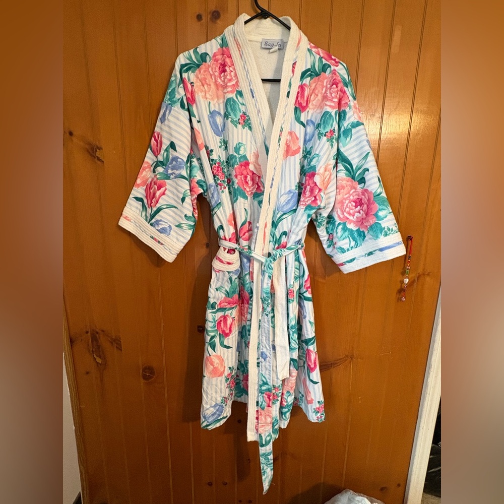 Vintage Say-Lu floral multicolor striped robe size large short sleeve women